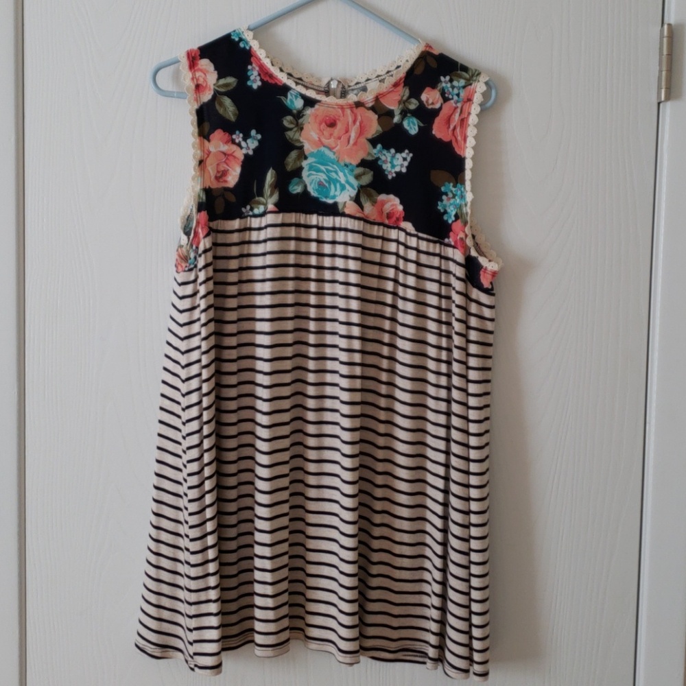 Women's floral/striped tank